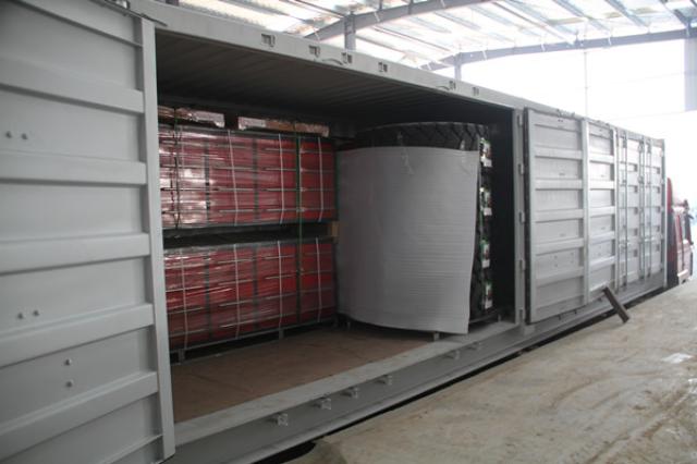 Aké sú jedinečné výhody otvorených bočných kontajnerov?