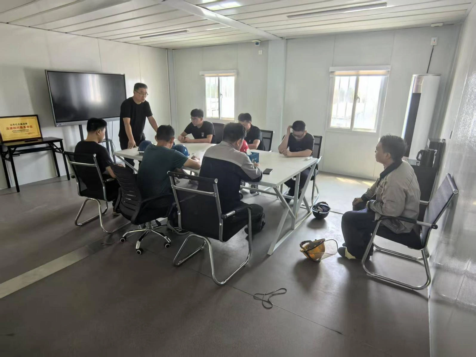 Posilnenie základu bezpečnosti na pracovisku so špecializovaným bezpečnostným školením pre vedúcich tímov