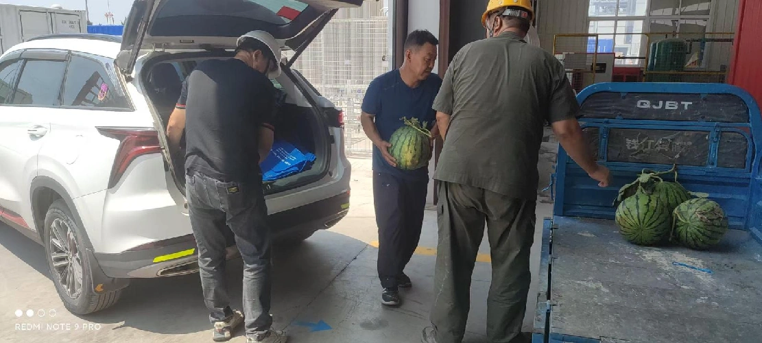 Posielanie chladu v letnom lete, zjednocovanie úsilia v boji proti extrémnemu tepla